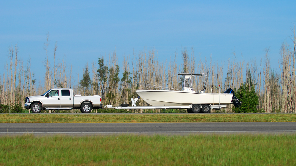 Find the allowed boat towing width